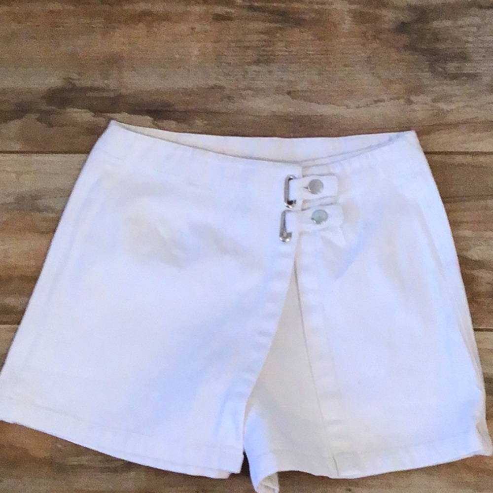 Pussers white skort